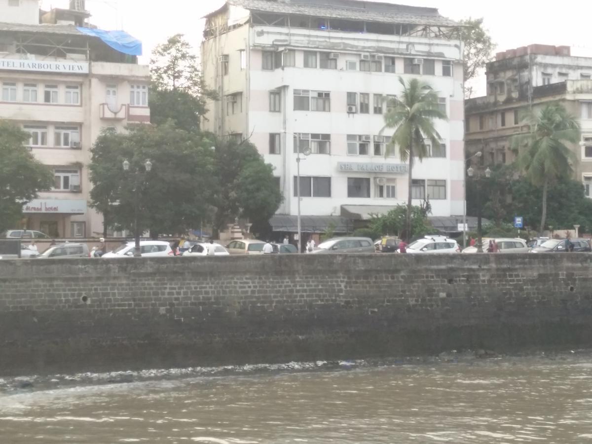 Strand Hotel, Colaba Bombay Exterior foto